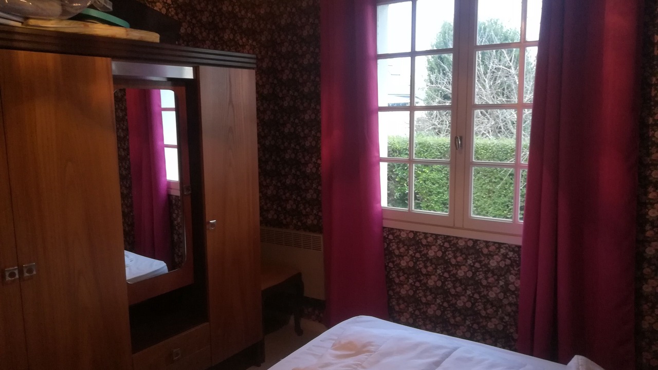 Photo of Bedroom in Tredrez-Locquemeau