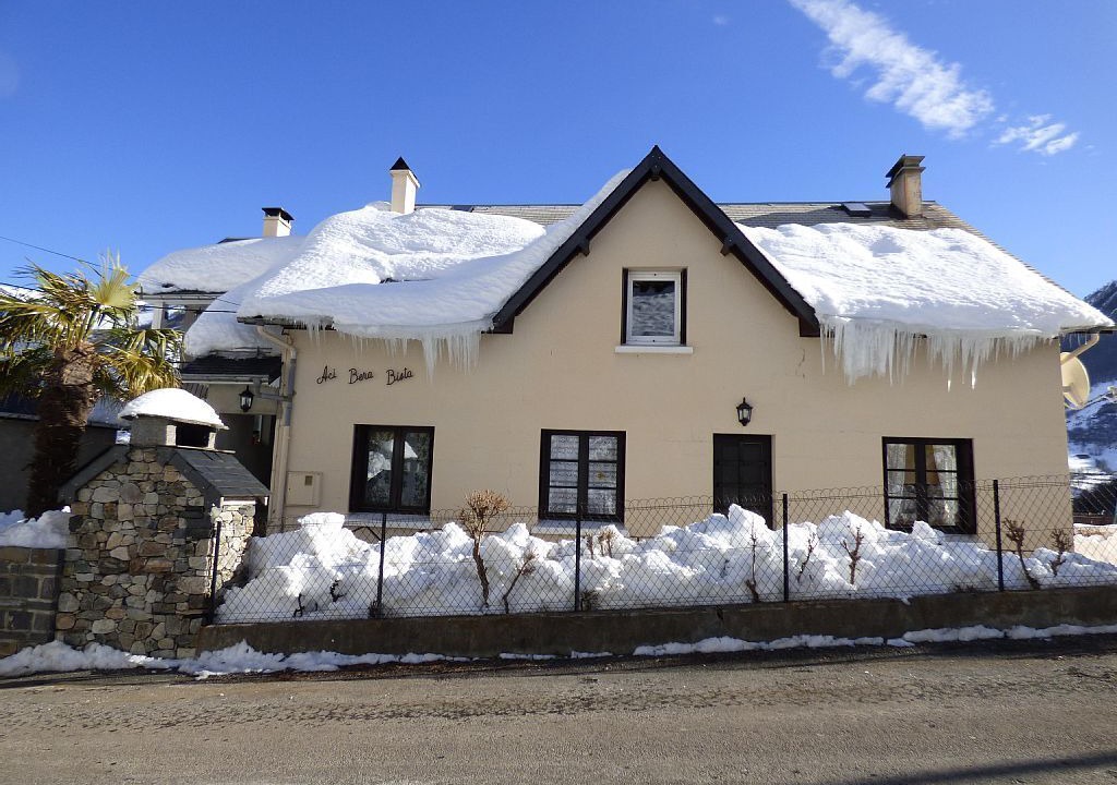 Photo of Outdoor in Gedre