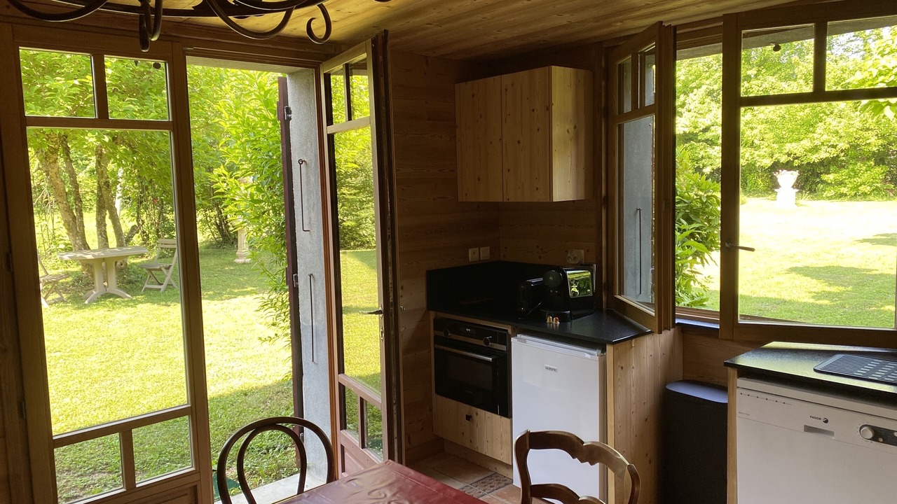 Photo of Kitchen in Saint-Jorioz