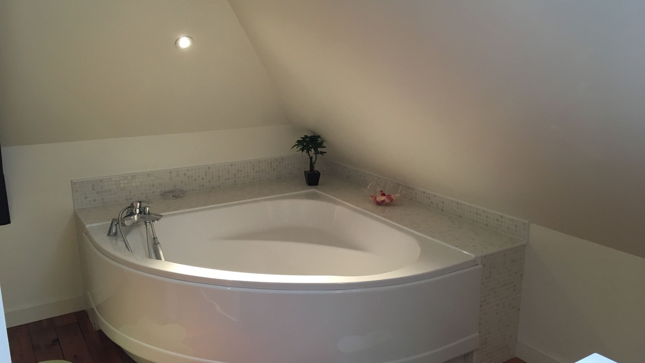 Photo of Bathroom in Lamballe