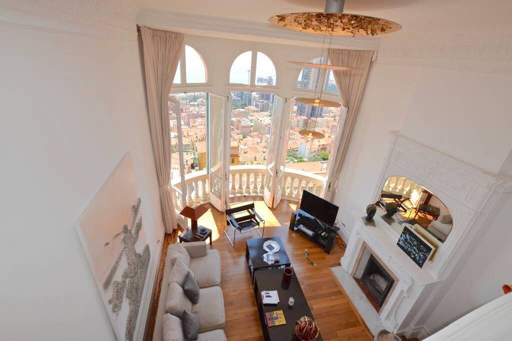 Photo of Livingroom in Beausoleil