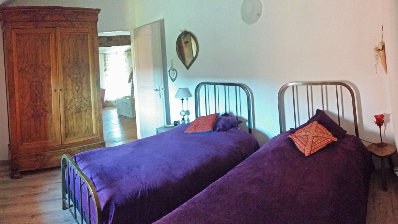 Photo of Bedroom in Droyes