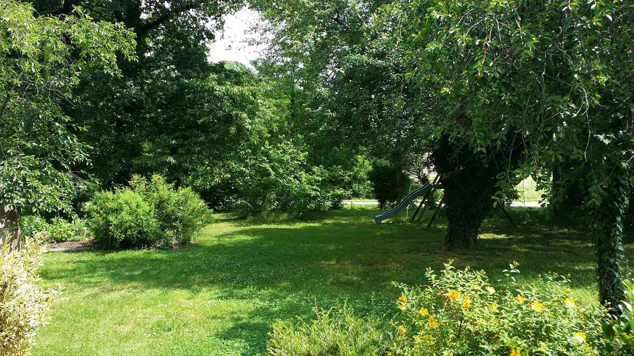 Photo of Outdoor in Droyes