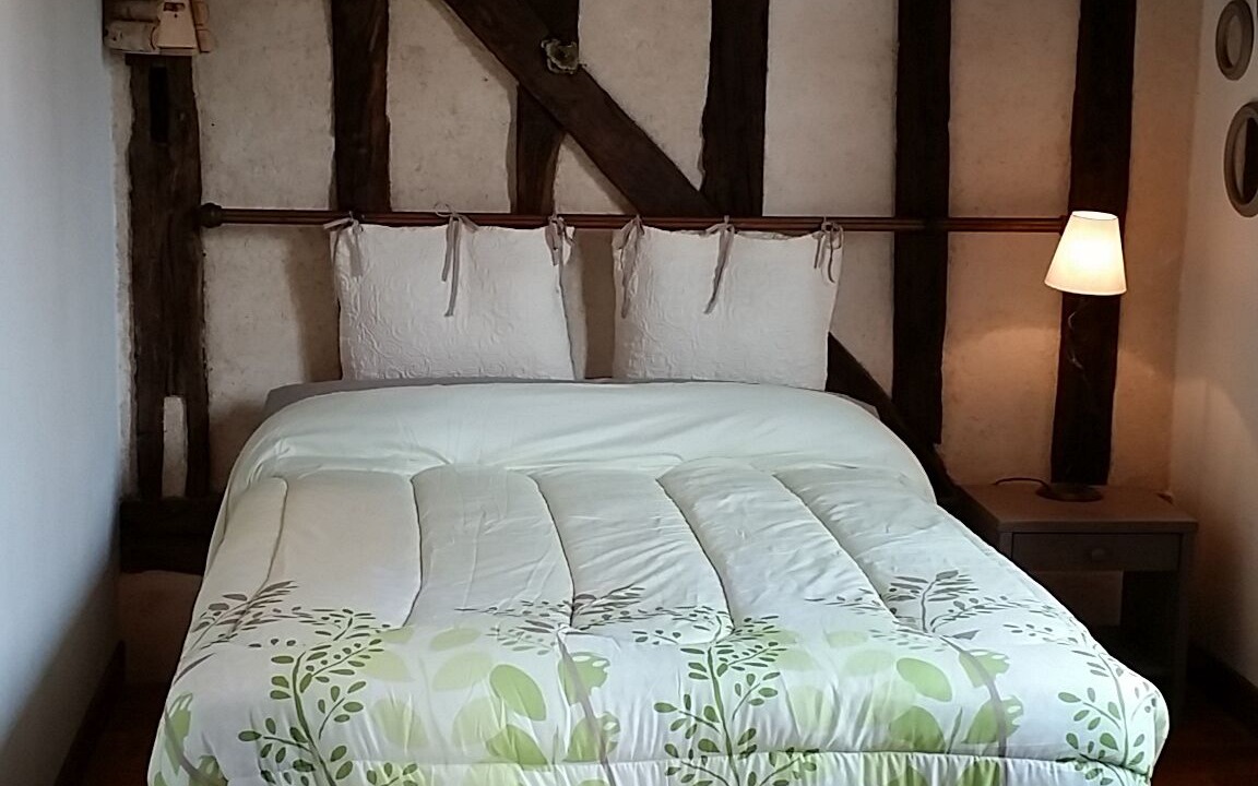Photo of Bedroom in Droyes