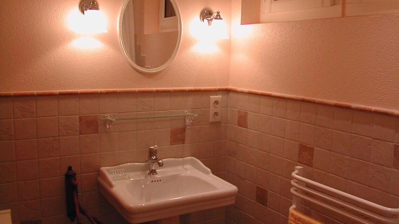 Photo of Bathroom in Cauterets