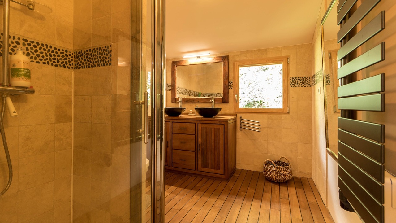 Photo of Bathroom in Levignac