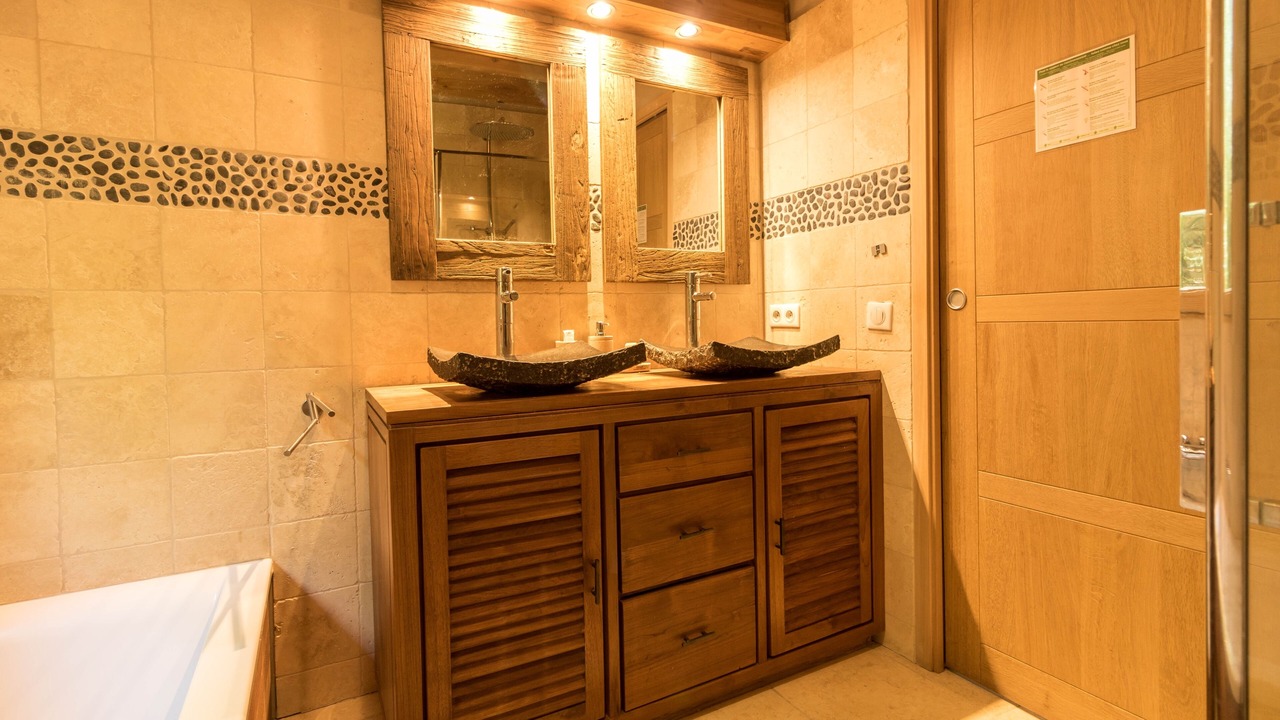 Photo of Bathroom in Levignac