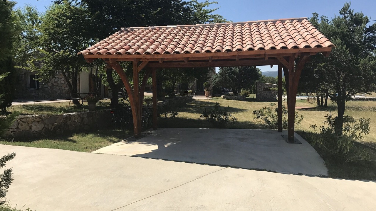 Photo of Outdoor in Ampus