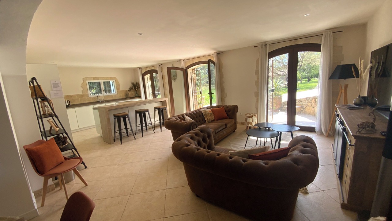 Photo of Livingroom in Ampus