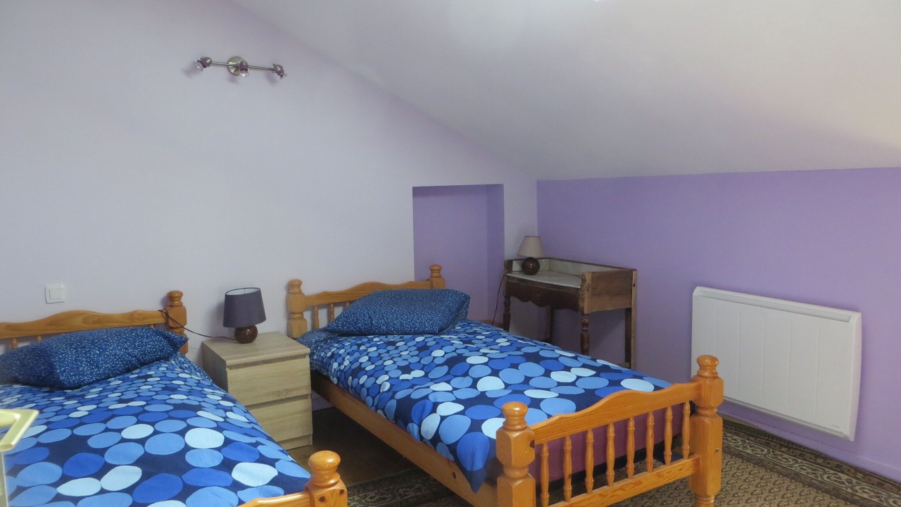 Photo of Bedroom in Comus