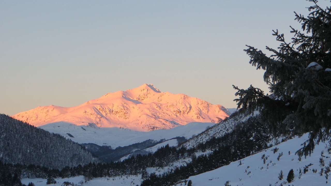 Photo of Outdoor in Comus