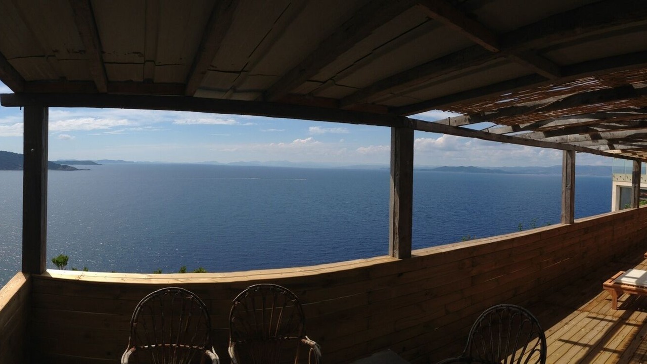 Photo of Patio Balcony in Ile du Levant