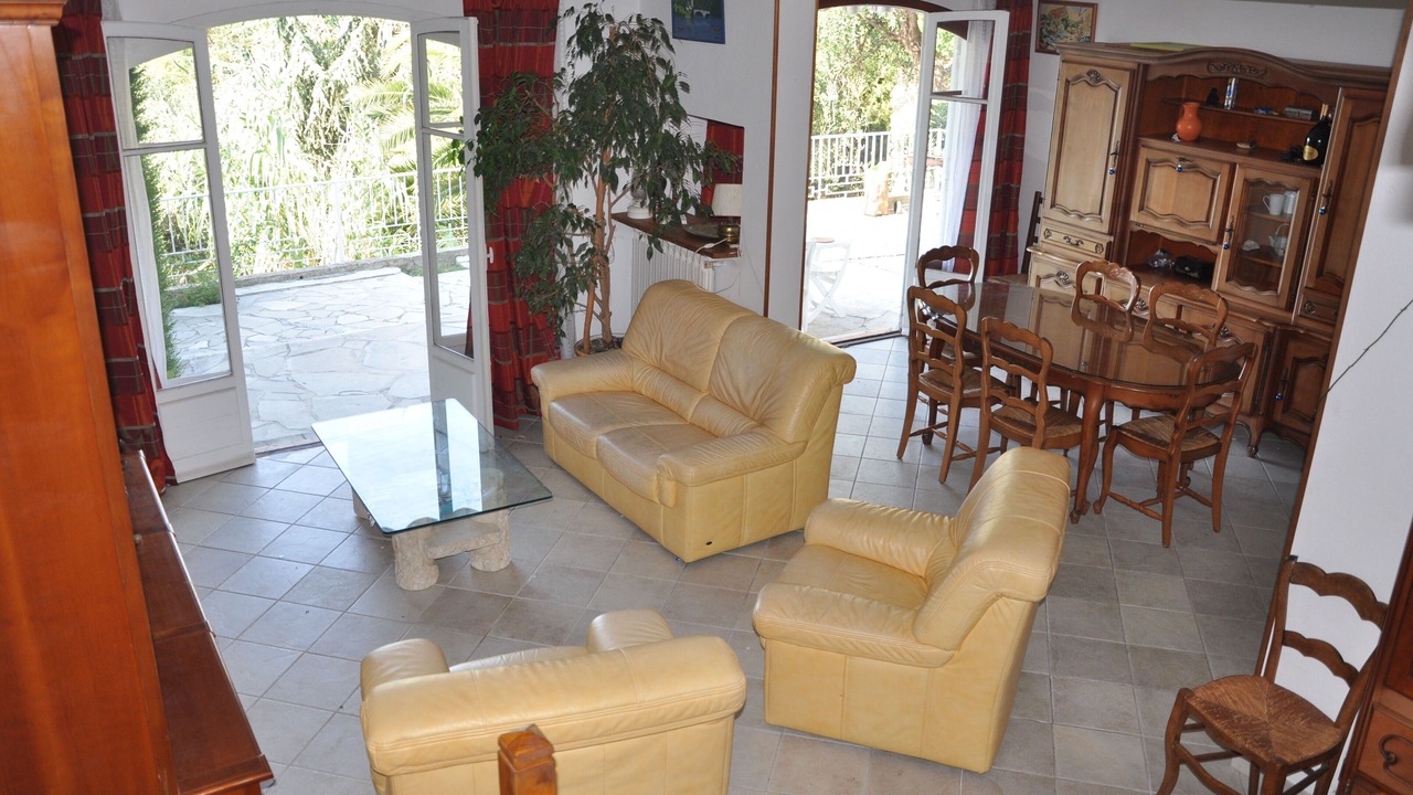 Photo of Livingroom in Old Town