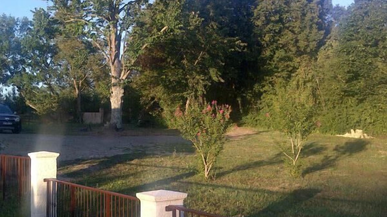 Photo of Outdoor in Aignan