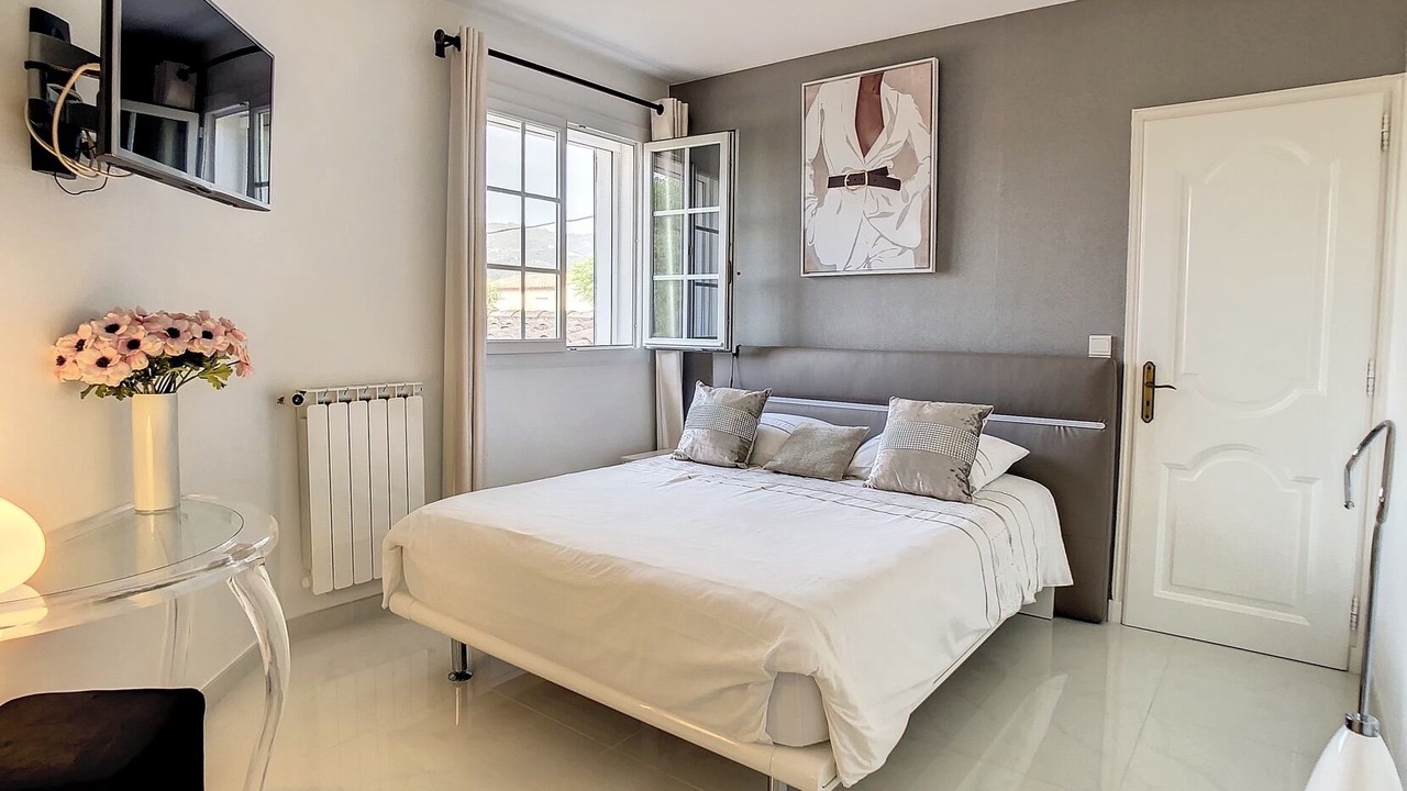 Photo of Bedroom in Saint-Jean
