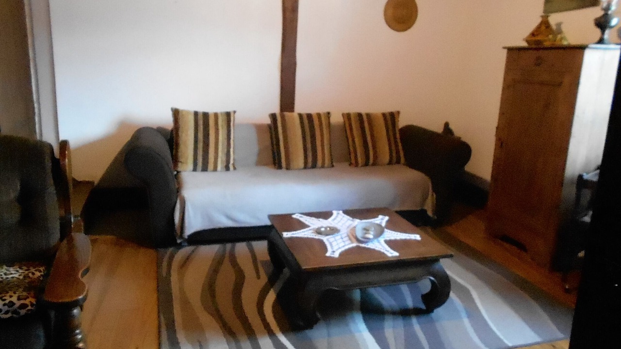 Photo of Livingroom in Thebe