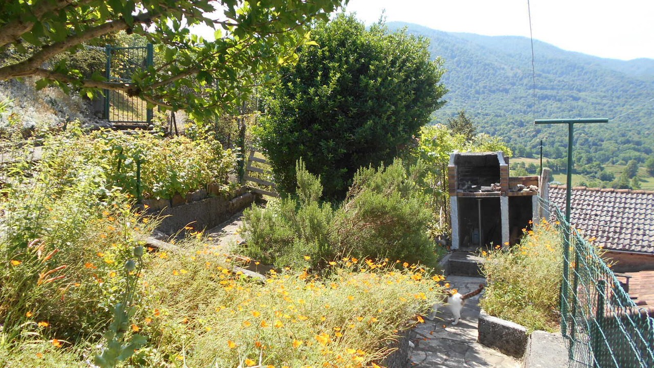 Photo of Outdoor in Thebe