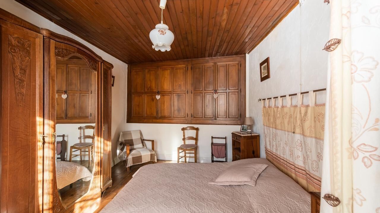Photo of Bedroom in Thebe