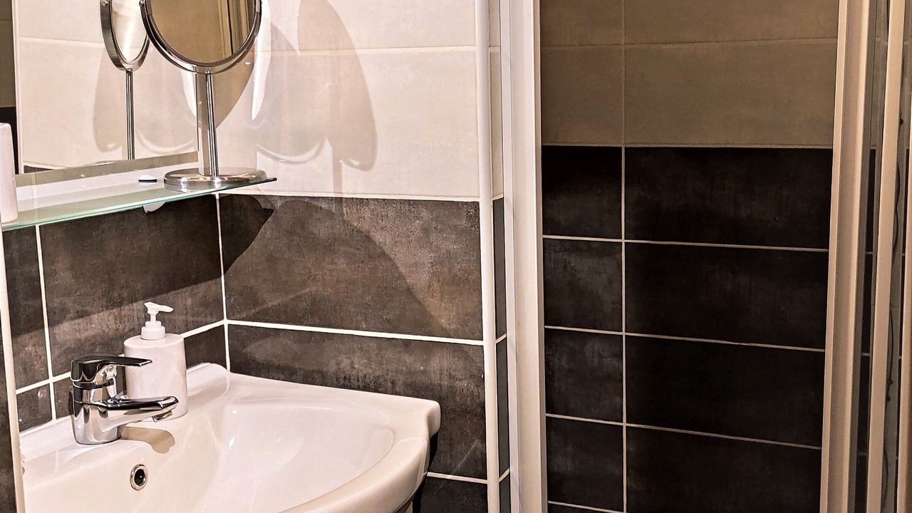 Photo of Bathroom in Chatillon-sous-les-Cotes