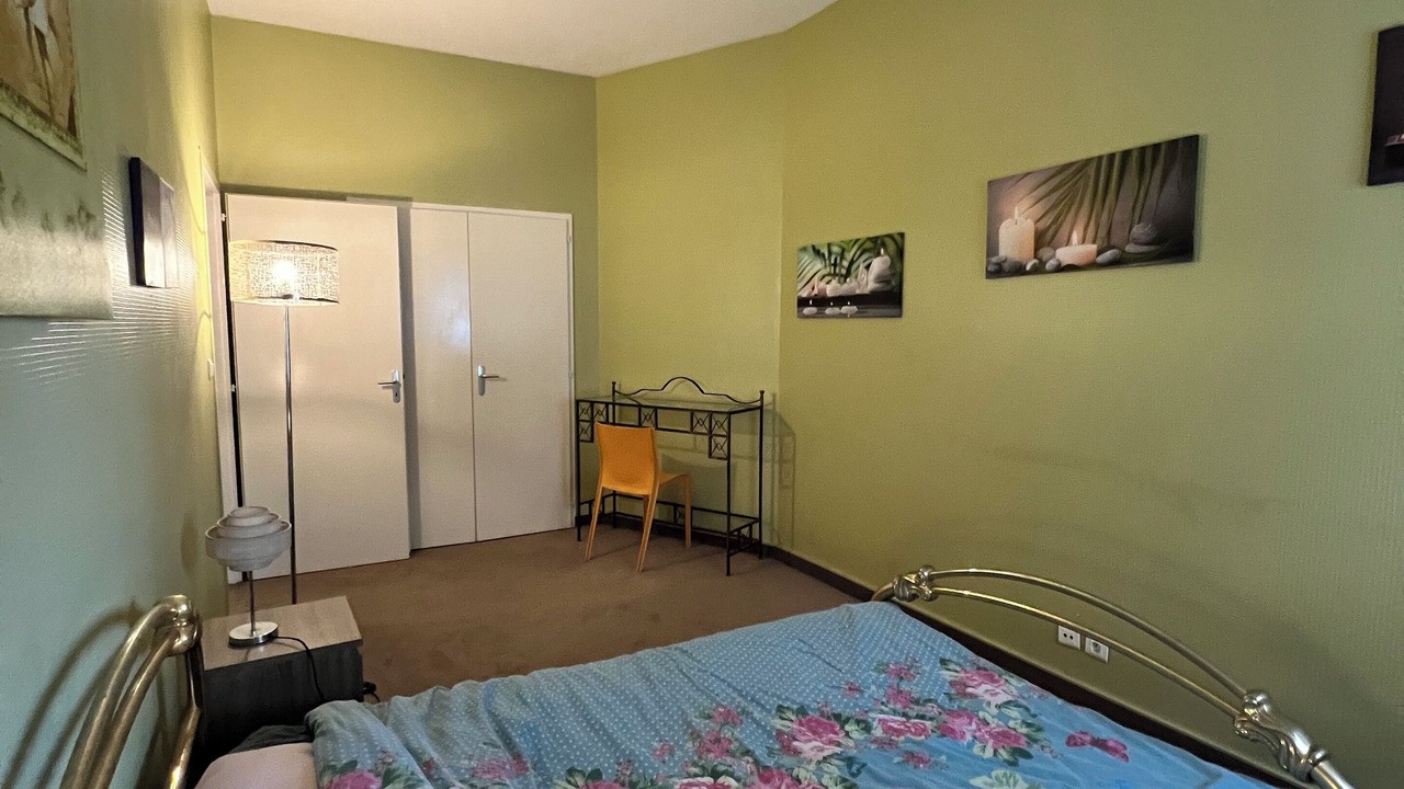 Photo of Bedroom in Old Town