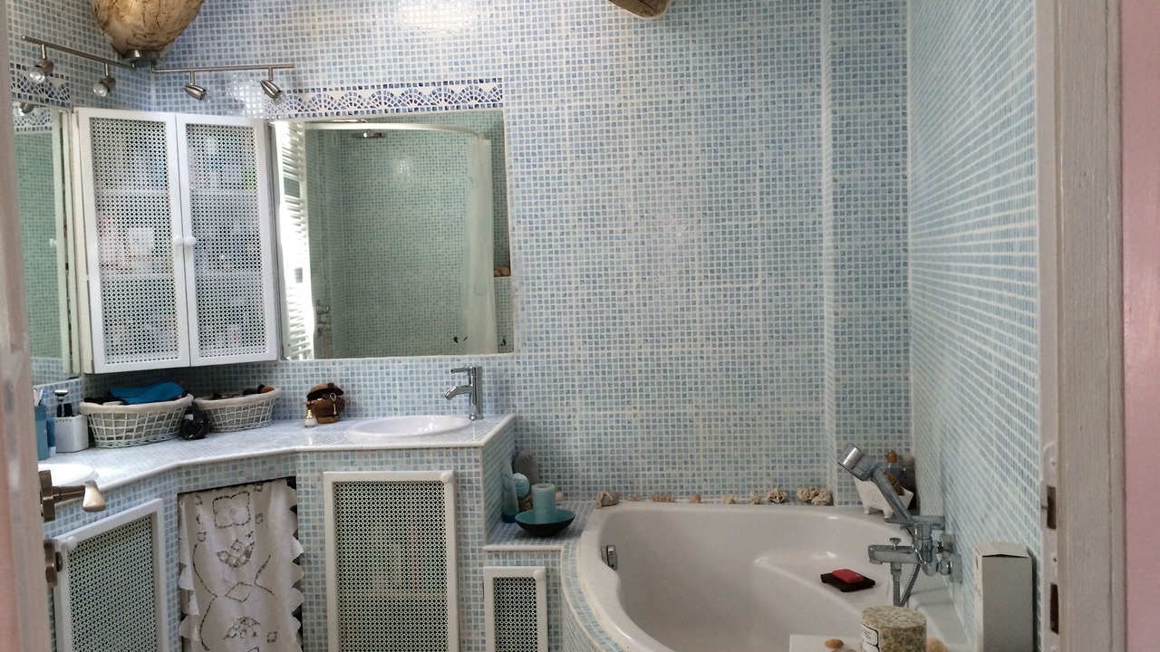 Photo of Bathroom in Quartier Administrations