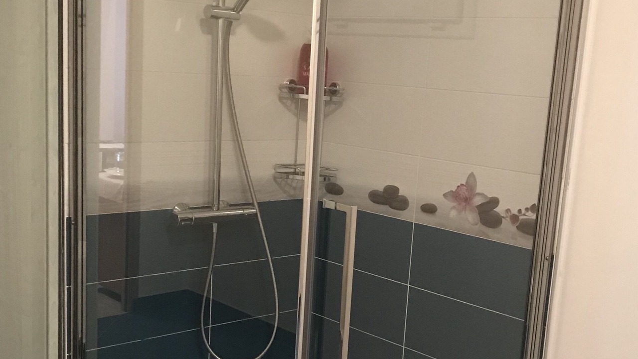 Photo of Bathroom in Fralignes