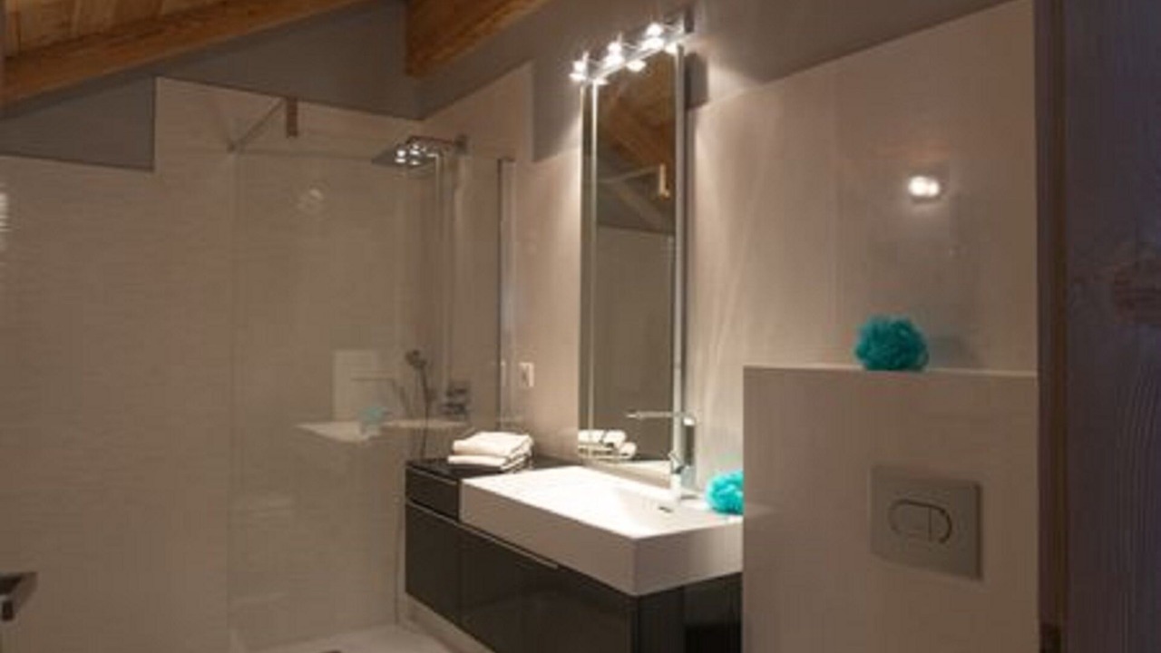Photo of Bathroom in Vars