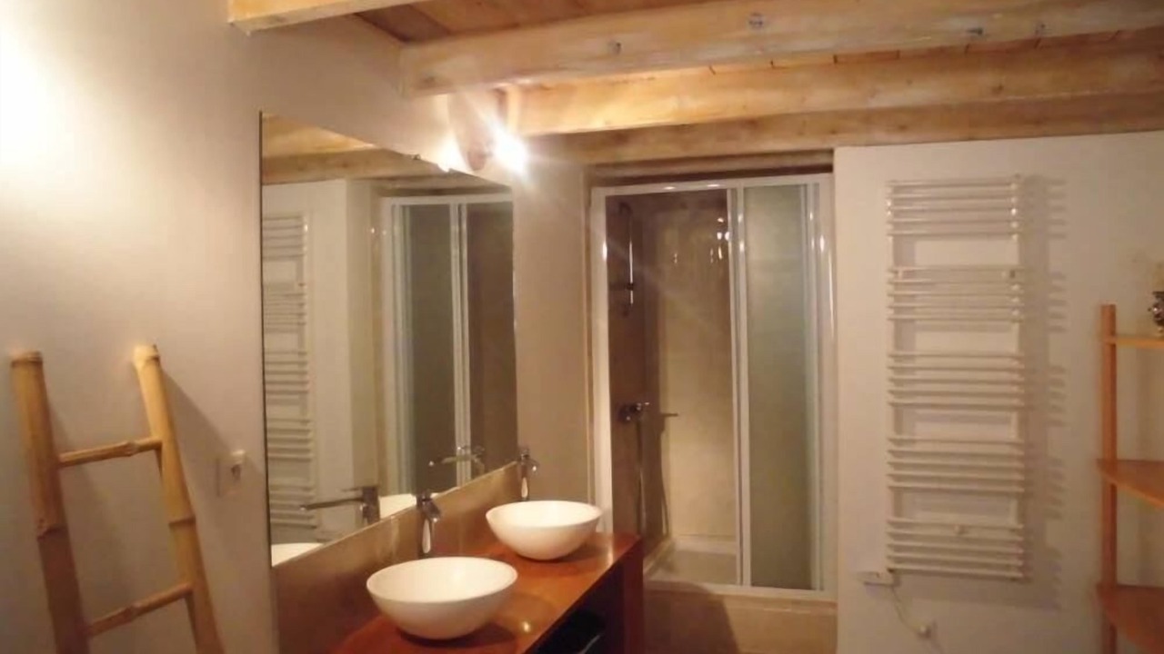 Photo of Bathroom in Aups