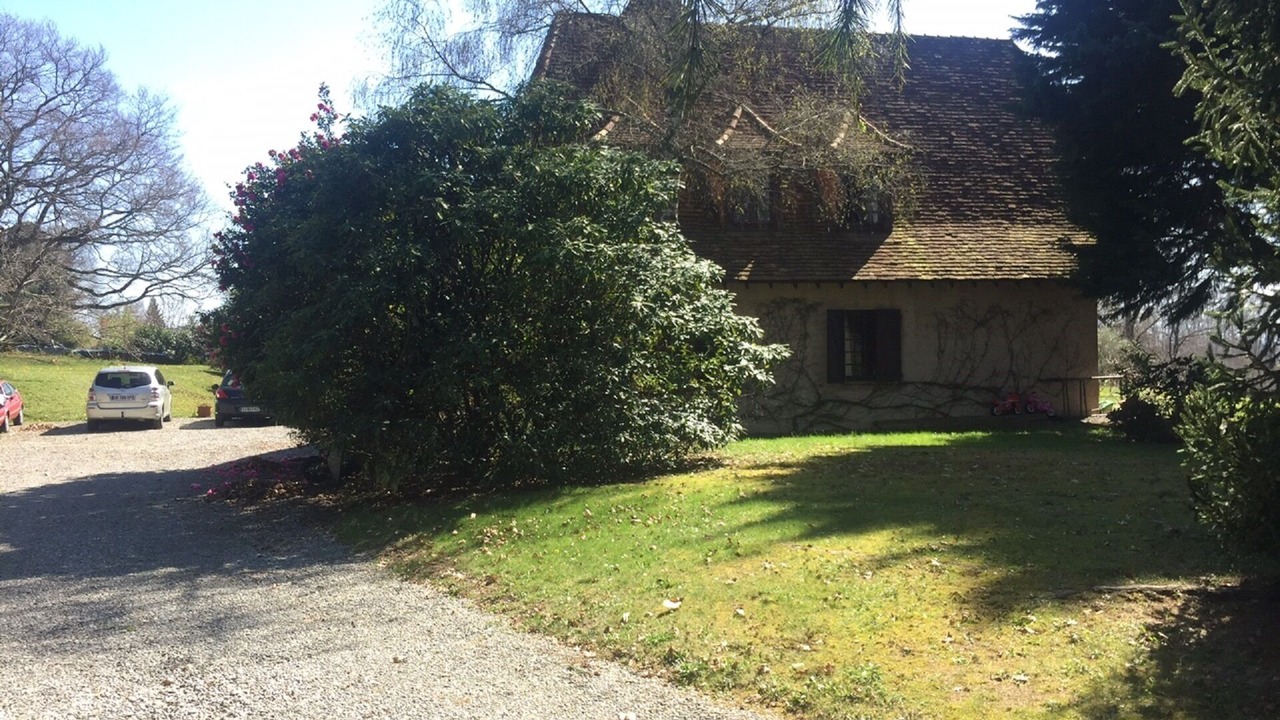 Photo of Outdoor in Buros