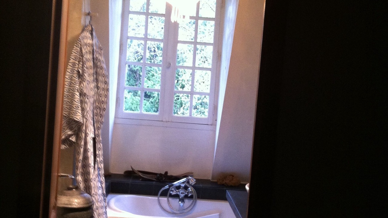 Photo of Bathroom in Buros