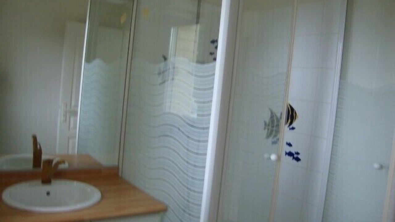 Photo of Bathroom in Trevou-Treguignec