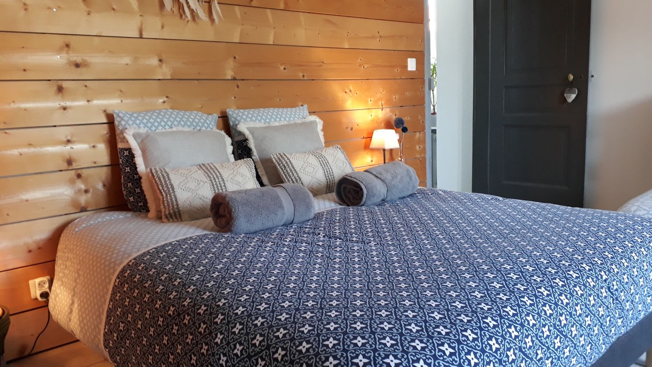 Photo of Bedroom in Lacroix-sur-Meuse