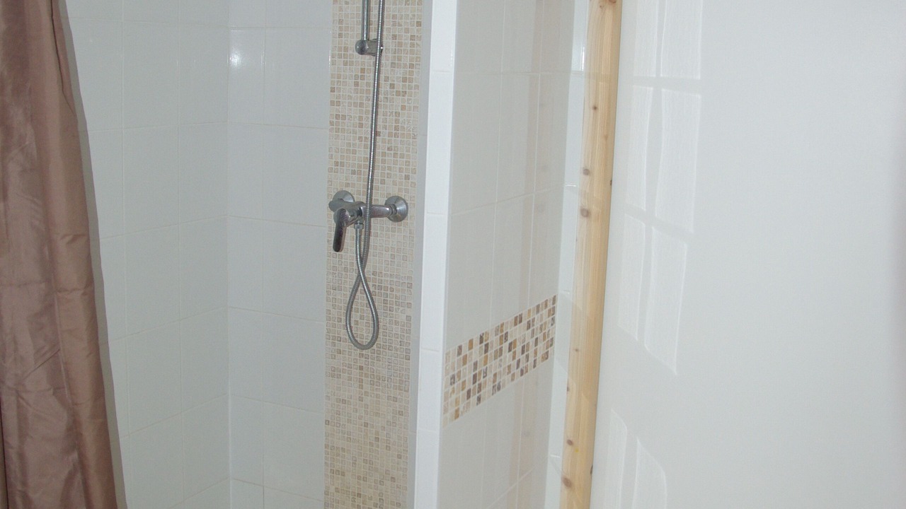 Photo of Bathroom in Trelevern