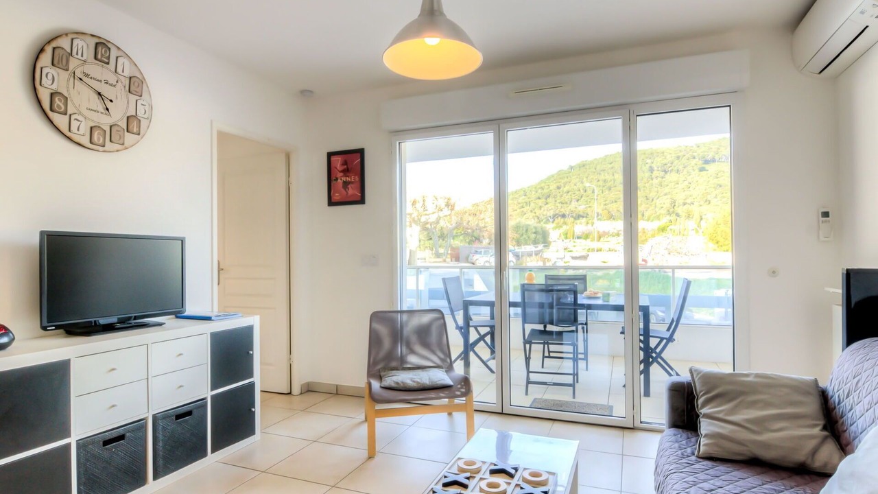 Photo of Bedroom in Carqueiranne