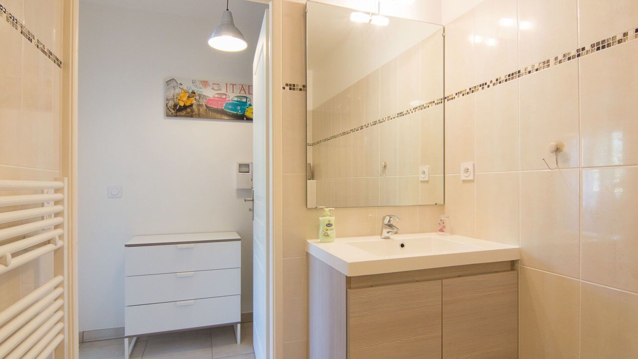 Photo of Bedroom in Carqueiranne