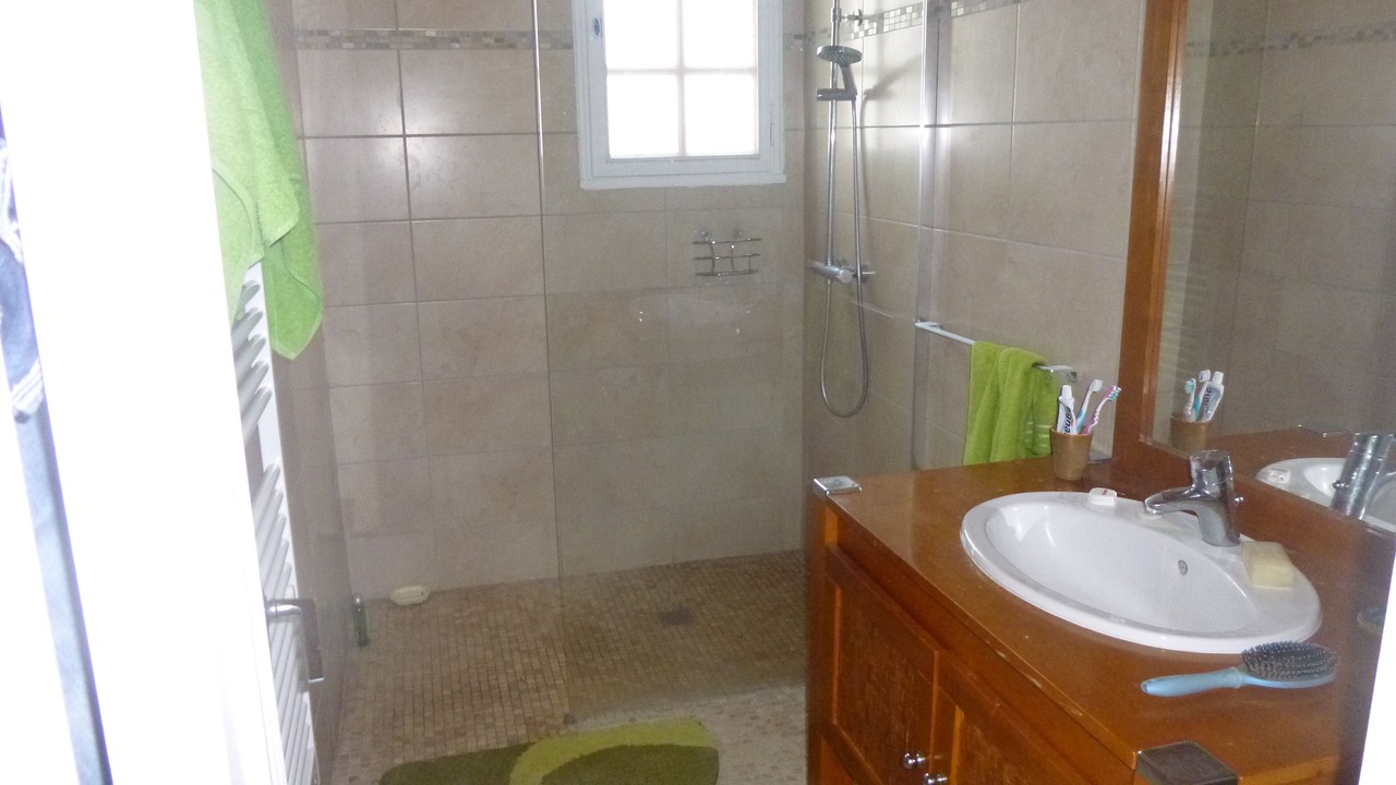 Photo of Bathroom in Pleboulle
