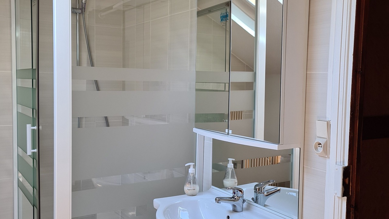 Photo of Bathroom in Lavelanet