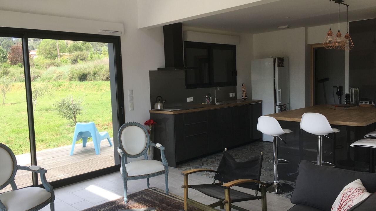 Photo of Livingroom in Le Val