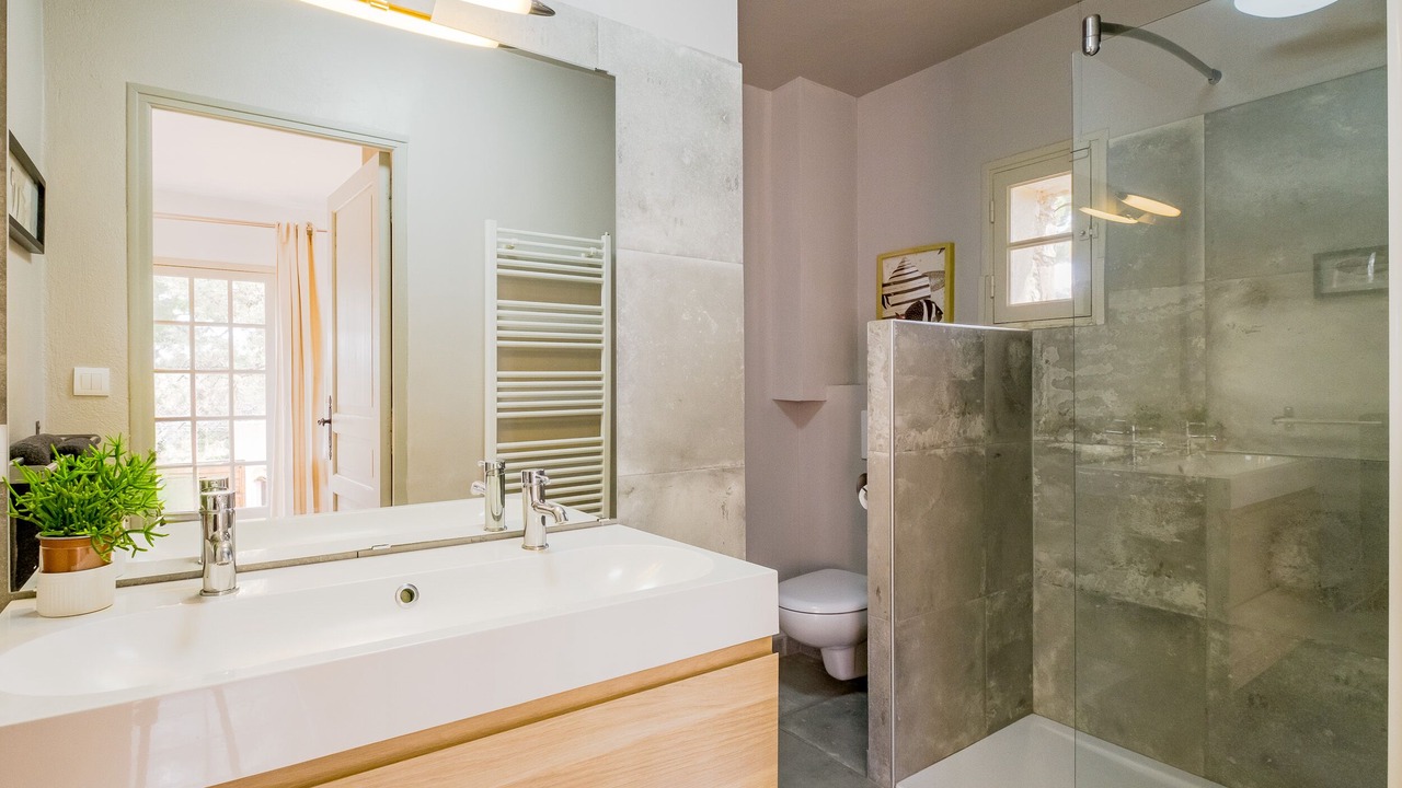 Photo of Bathroom in Le Castellet