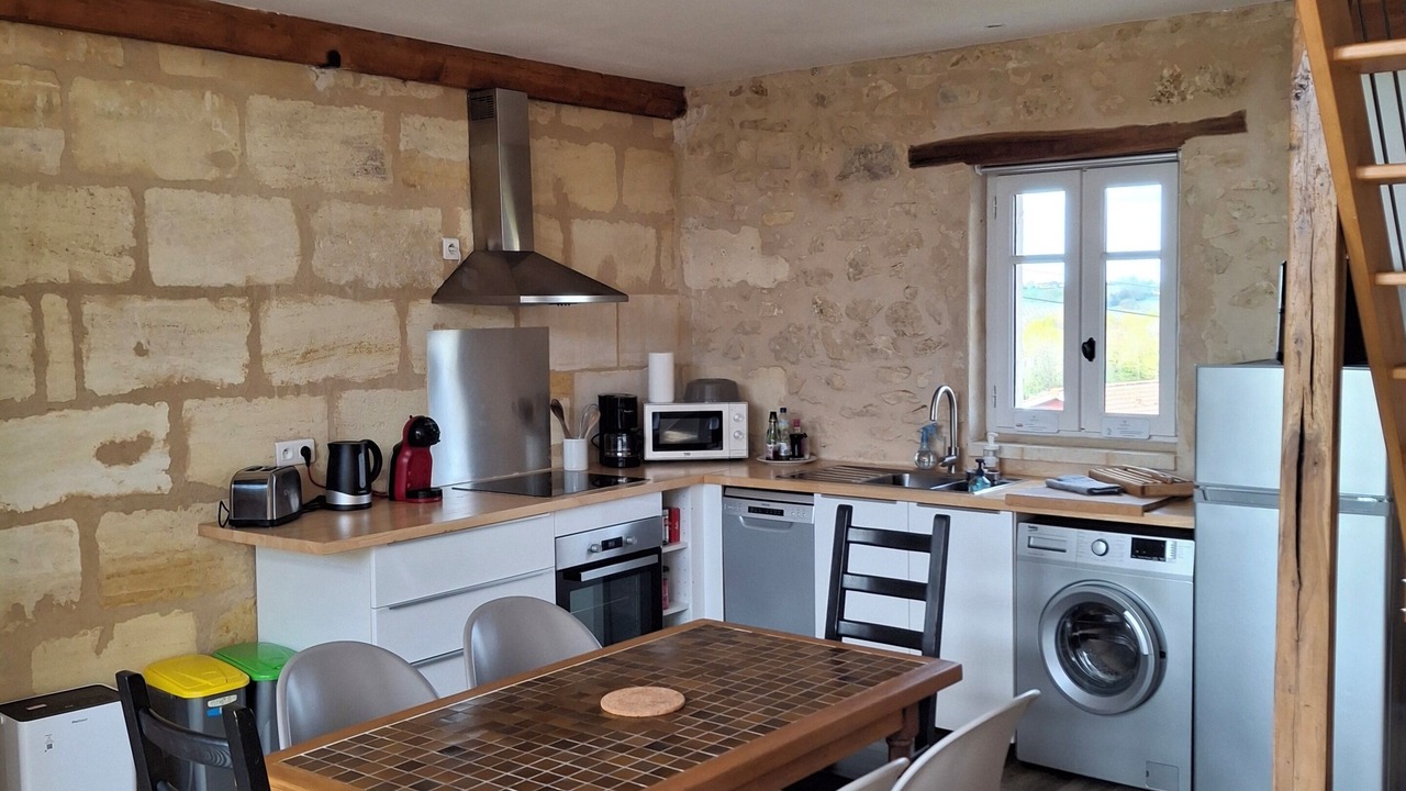 Photo of Kitchen in Langoiran