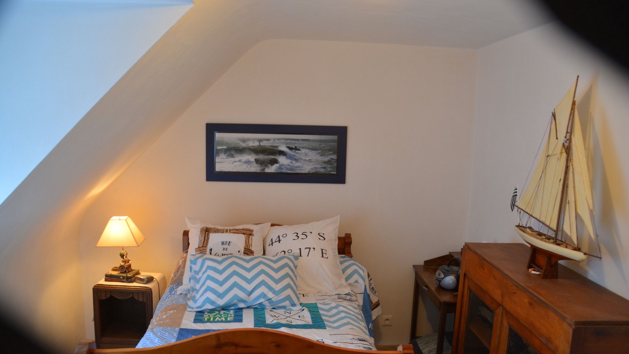 Photo of Bedroom in Saint-Gilles-Pligeaux