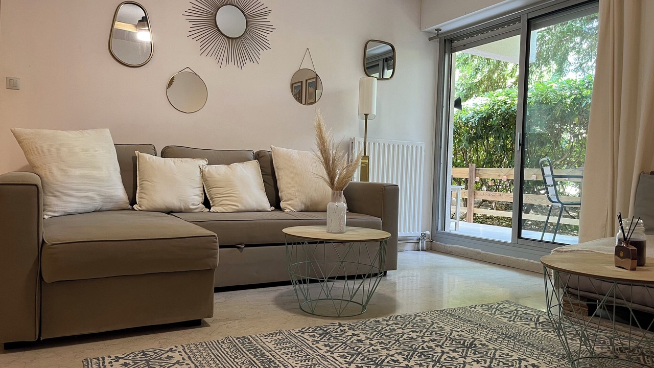 Photo of Livingroom in Nimes City Centre