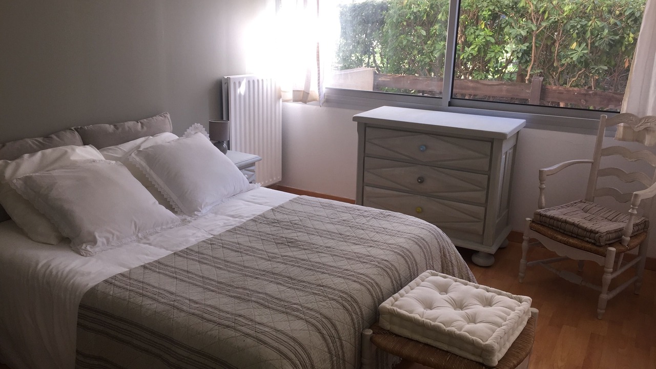 Photo of Bedroom in Nimes City Centre