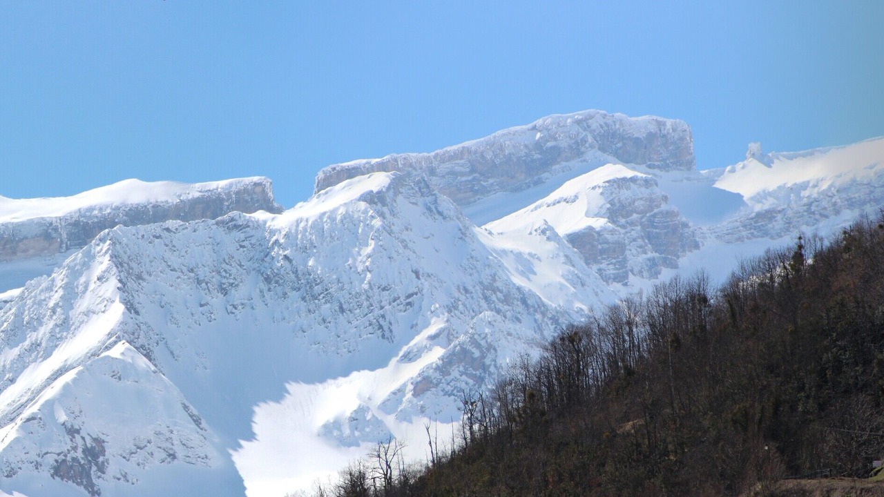 Photo of Outdoor in Gedre