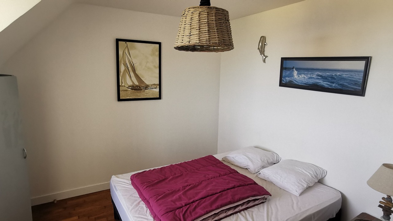 Photo of Bedroom in Plouezoch