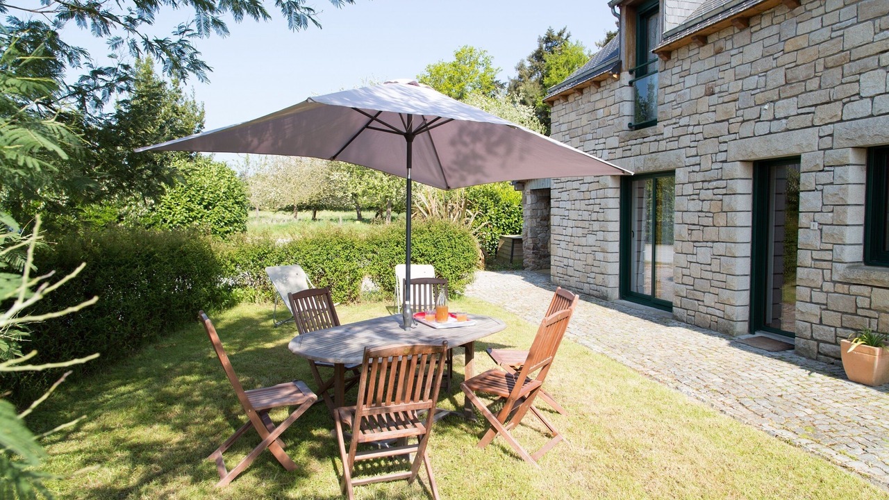 Photo of Outdoor in Pledeliac