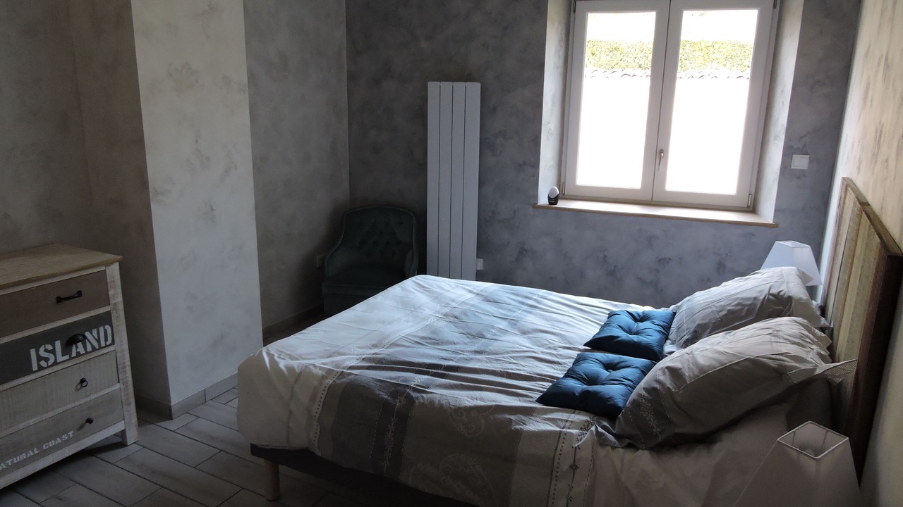 Photo of Bedroom in Baalon