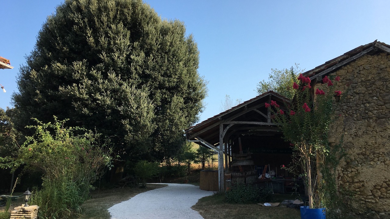 Photo of Outdoor in Estipouy