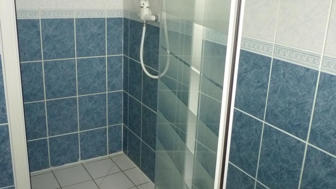 Photo of Bathroom in Pledran