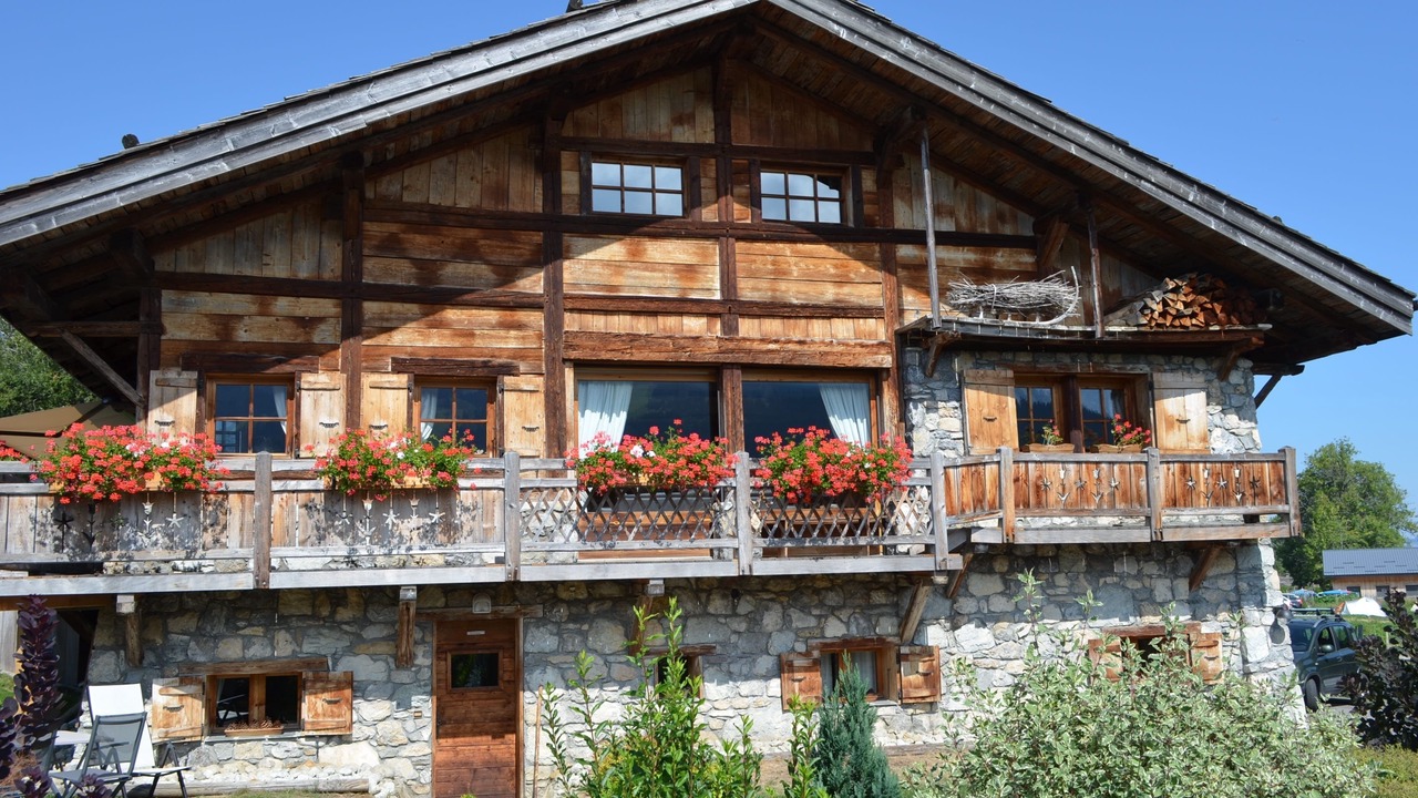 Photo of Outdoor in Demi-Quartier